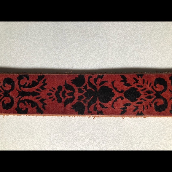 Vintage Lucky Brand BURUR318 Abstract Leather Belt Solid Brass Buckle - Picture 2 of 7